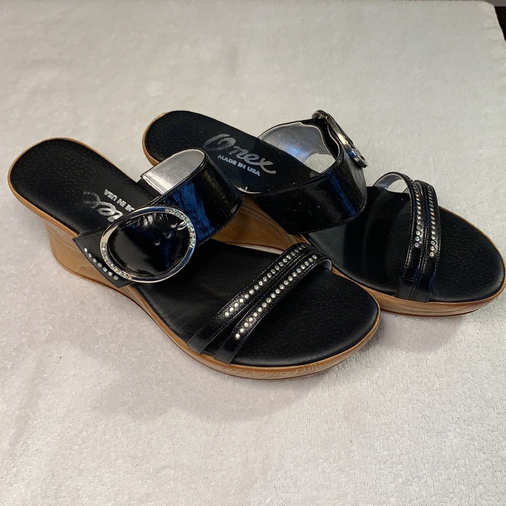 Onex women’s sandals black with rhinestones